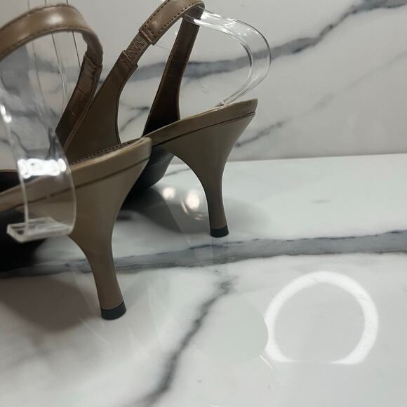 Etienne Aigner | Women's Tan Leather Pointed Toe Slingback Kitten Heels Sz 9 - Picture 5 of 6